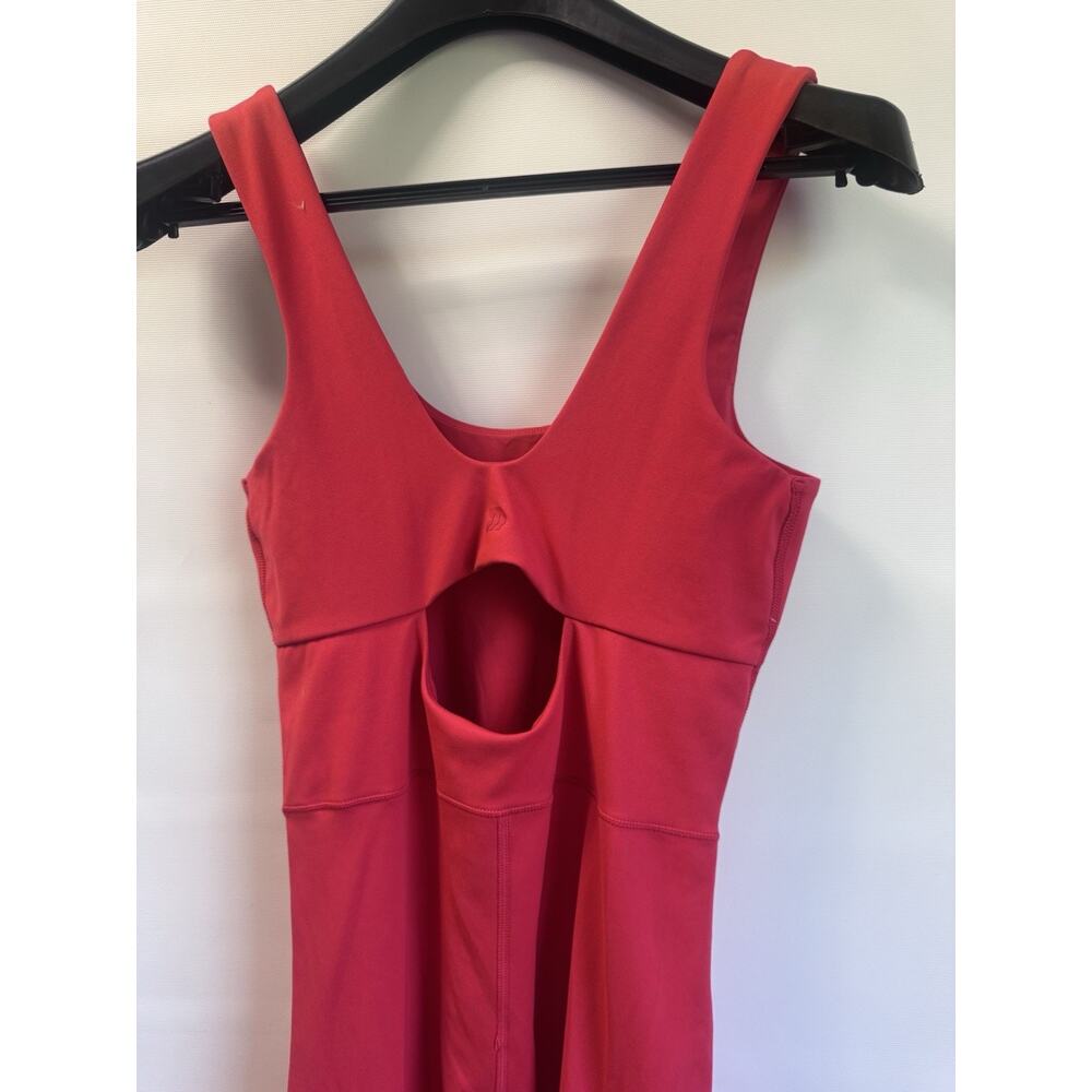 All in Motion Women’s Red Athletic Jumpsuit Size S Cutout Back One Piece - Picture 4 of 5